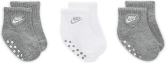 Nike Core Futura Ankle Gripper Socks Box Set (3 Pairs) Baby (3-6M) Socks in Grey