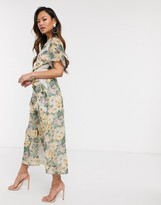 Thumbnail for your product : Hope & Ivy midi dress with lace panels in spring rose print