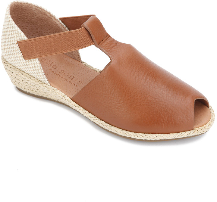 gentle souls luci wedge