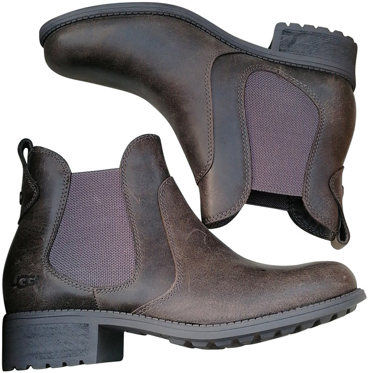 grey leather ugg boots