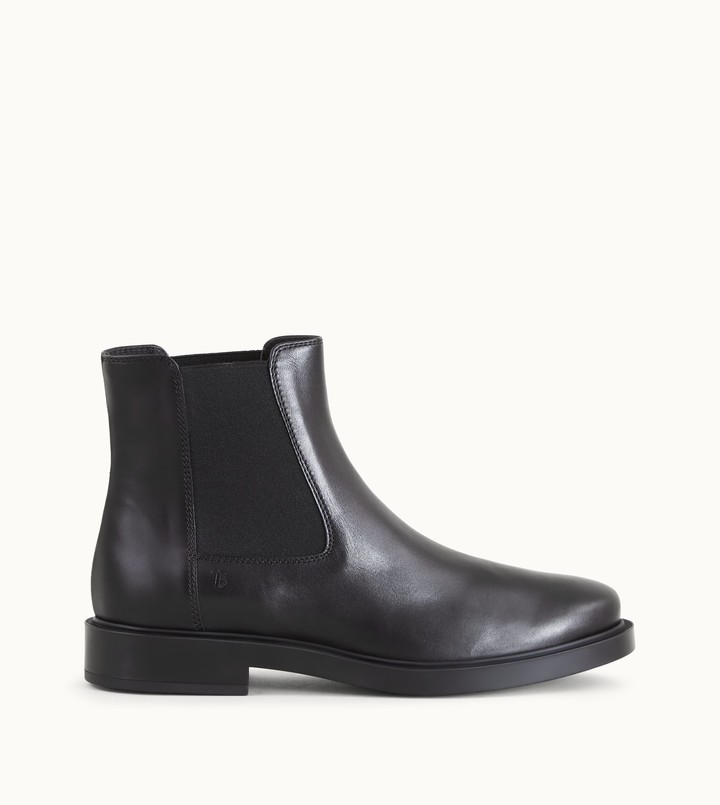 ankle boots with elastic sides