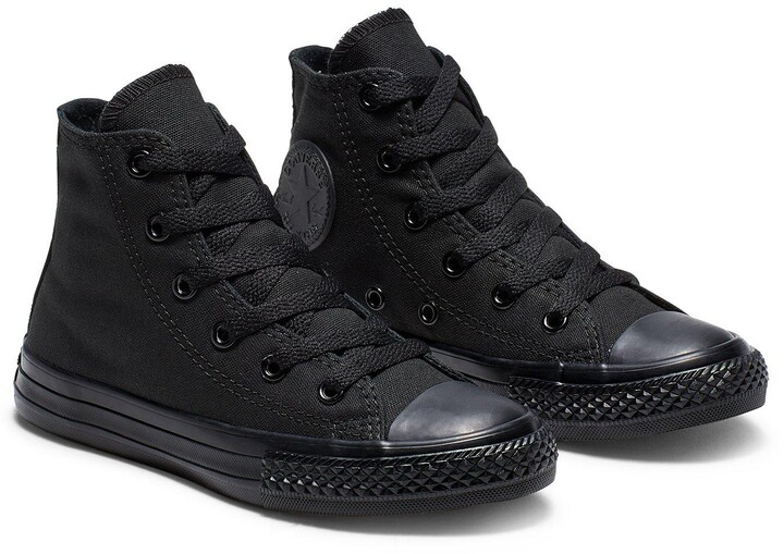 converse solid black