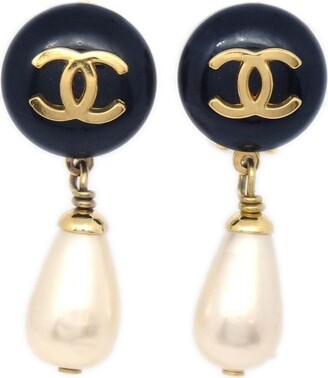 Chanel Pre-owned 2000 Beaded Interlocking CC Earrings - White