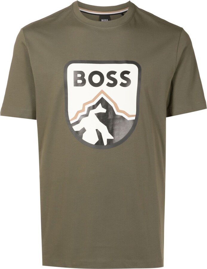 gå på pension Alfabetisk orden til bundet HUGO BOSS Men's Green Shirts | ShopStyle