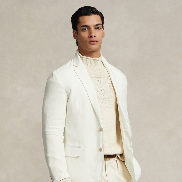White Wedding Suits & Groom's Tuxedos | Gentleman's Guru