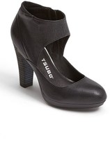 Thumbnail for your product : Tsubo 'Tace' Pump