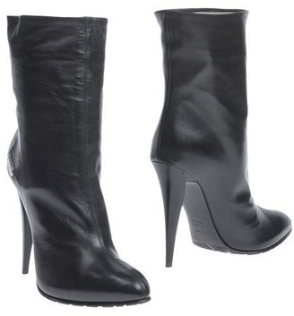 Vicini Ankle boots