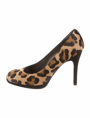 stuart weitzman leopard heels