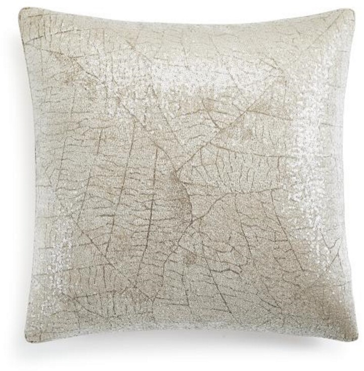 hotel collection throw pillows