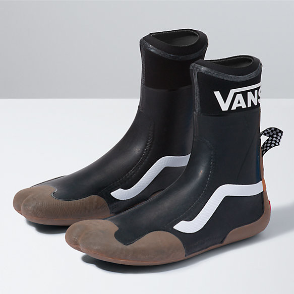 vans slip on surf shoes