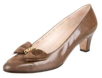 Ferragamo Bow-Accented Pointed-Toe Pumps