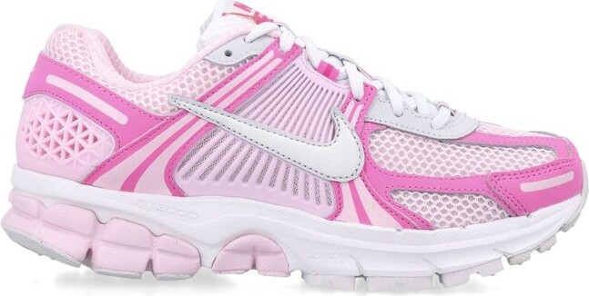 Nike Zoom Vomero 5 Lace-Up Sneakers