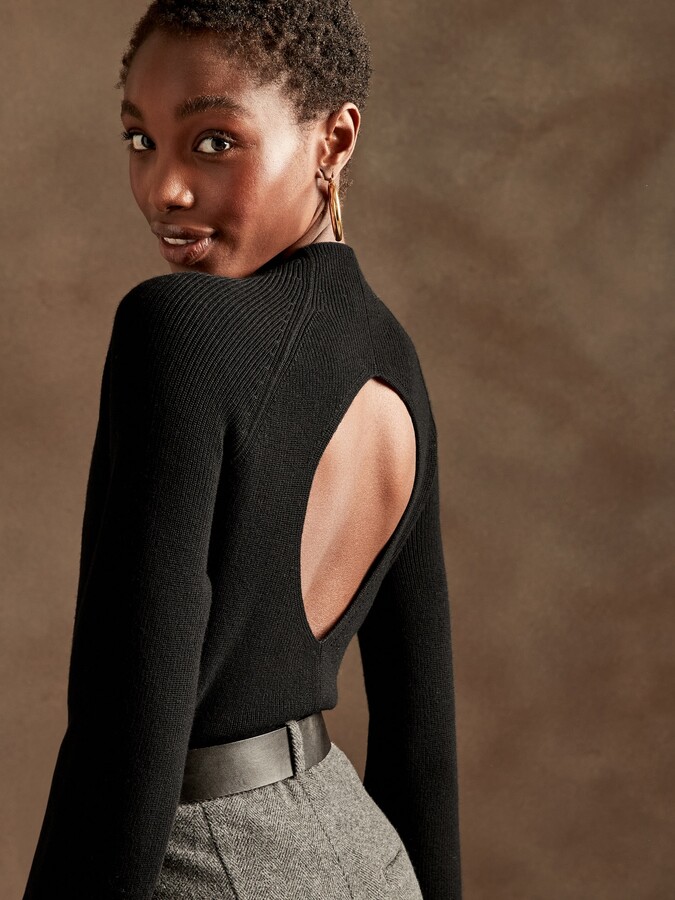 shoulder cut sweater