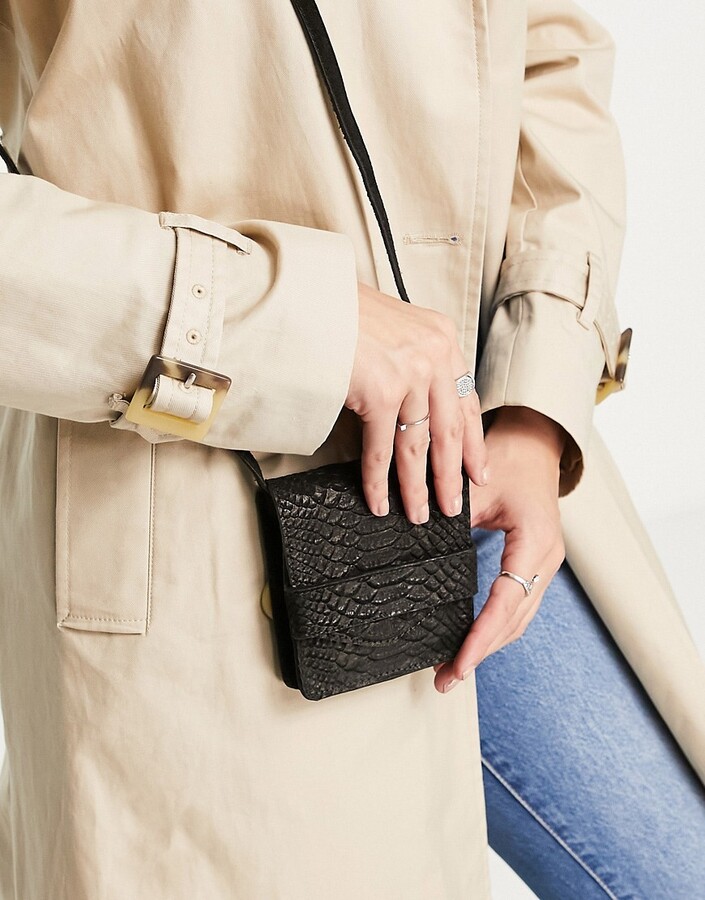 urbancode leather tote bolsa with suede pocket in black