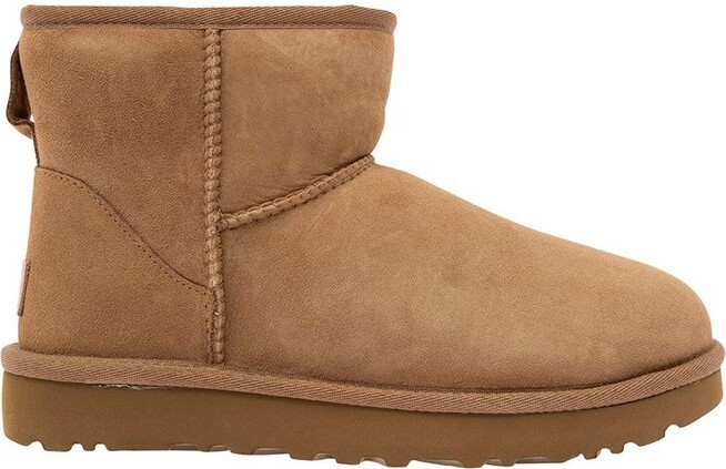 UGG Classic Mini II Logo-Patch Ankle Boots