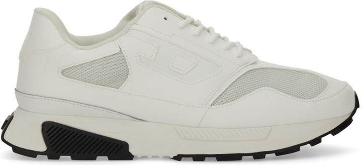 s-tame-d Sneaker