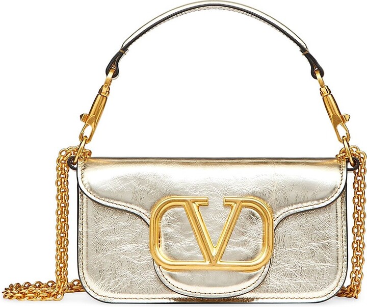 VALENTINO SILVER. #valentino #bags #shoulder bags #wallet #leather  #accessories #metallic