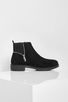 Thumbnail for your product : boohoo Wide Fit Zip Side Detail Chelsea Boots