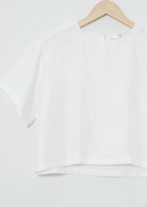 Arch The Silk Twill Cropped Crew Neck Top