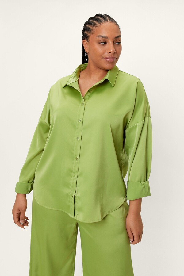 Nasty Gal Womens Plus Size Satin Oversized Collared Shirt