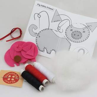 Crafts4Kids Childrens Mini Sewing Kit