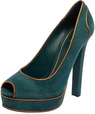 jogger Taiko buik vlot Gucci Teal Green Suede And Gold Leather Piping Detail Peep Toe Platform  Pumps Size 39.5 - ShopStyle