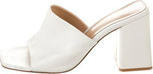 Gianvito Rossi Leather Slides White Unfortunately, due to restrictions, this item may not be eligible for shipping in all areas.