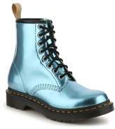 does dsw sell doc martens