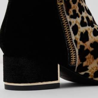 River Island Girls beige leopard print block heel boots