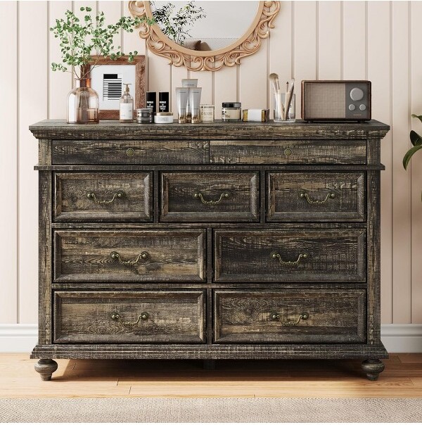 GustoWaveWoodenDresser,9DrawerDresserwithLargeStorageUnit&VintageMetalHandlesforBedroom,LivingRoom,Entrance,DarkOak