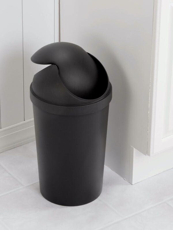 Sterilite 3 Gallon / 11.4 Liter Round SwingTop Wastebasket Black