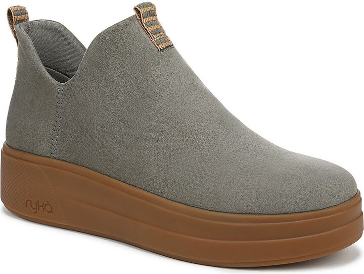 Vivie Women's Ankle Bootie