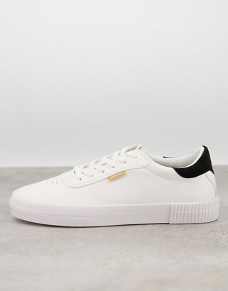 Bershka sneakers in white with contrast back tabs - ShopStyle