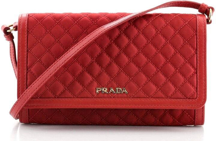 prada quilted wallet on chain