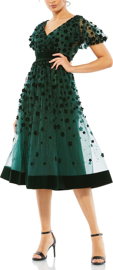 Embellished Butterfly Sleeve Velvet Hem Midi Dress