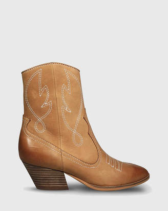 Keith Embroidered Western Style Ankle Boots
