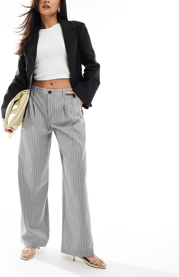 Bershka wide-legged tailored pants with stepped waistband in black