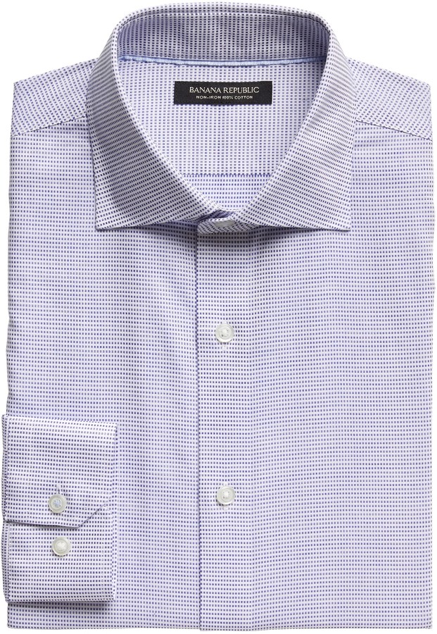 button collar dress shirt