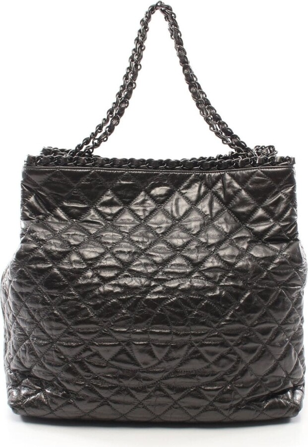 Chanel Pre-owned 2020s Diamond-Quilted Two-Way Bag - Black