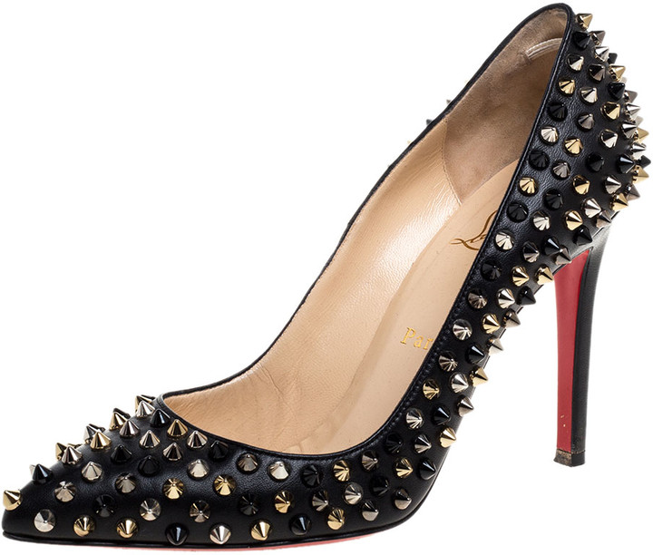 louboutin pumps spikes