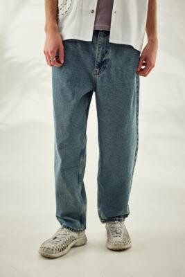 BDG Organic Light Wash Bow Jeans - Blue 26W 32L at Urban Outfitters -  ShopStyle