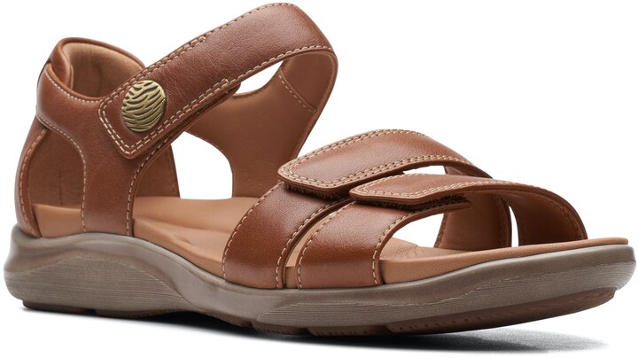 Women's Clarks Kylyn Step Sandal - Black Leather | Stan's Fit For Your Feet