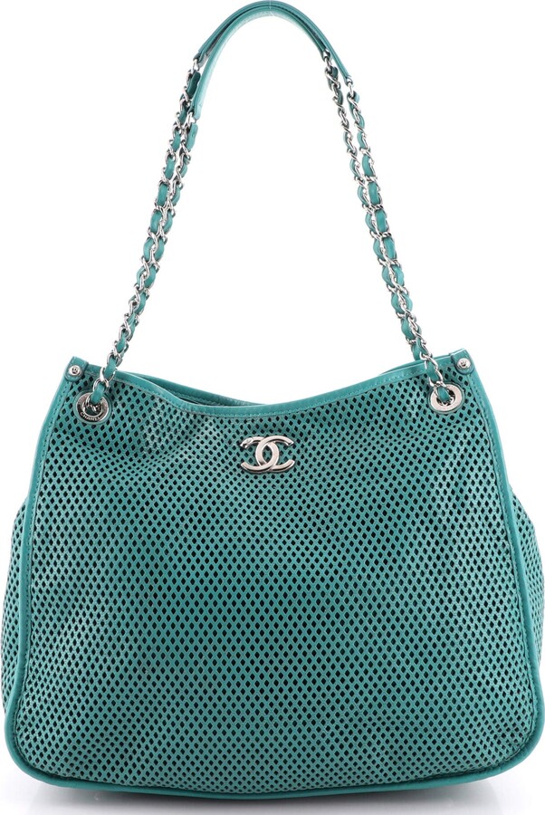 Pre-owned Chanel Green Quilted Perforated Leather East/west
