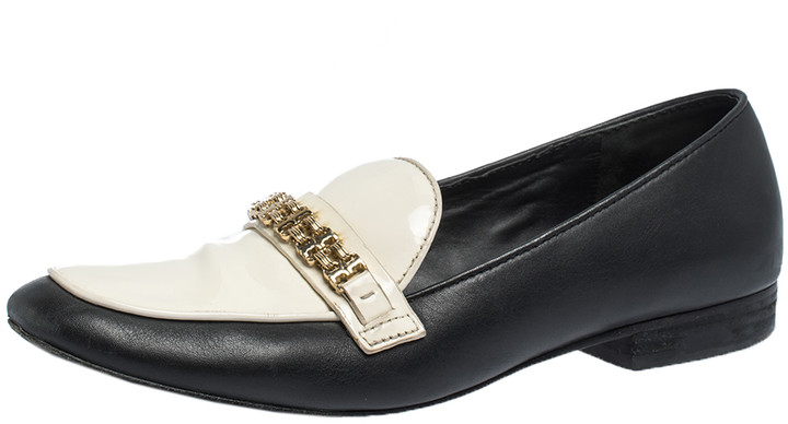 link detail patent leather loafers