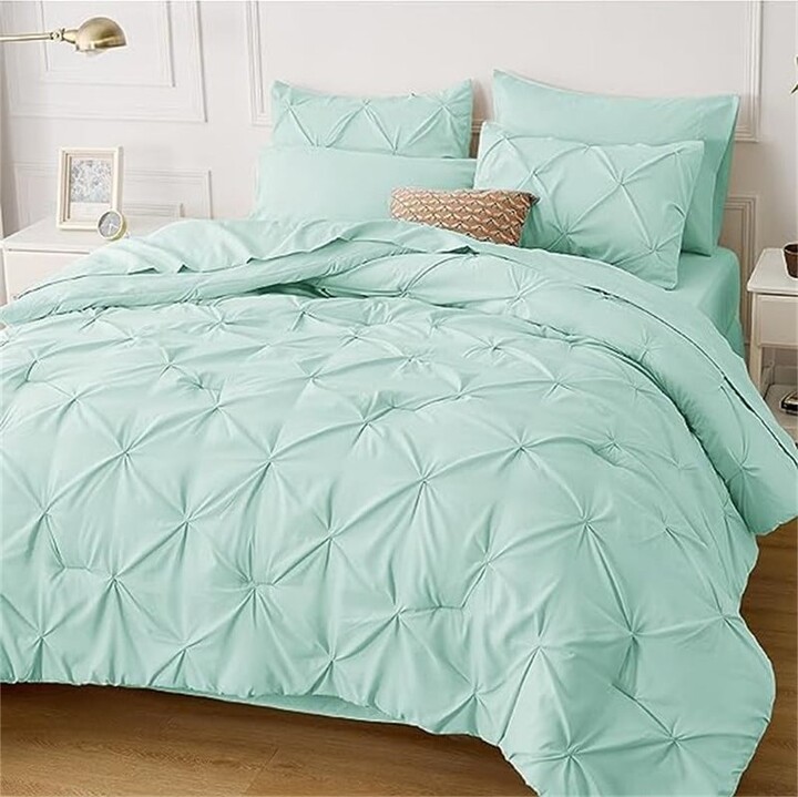 Green Quilt Bedding
