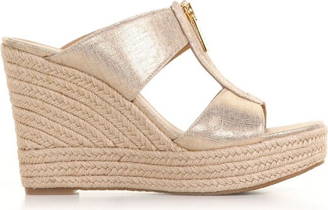 Michael Kors: Gold Shoes / Footwear now up to −73%