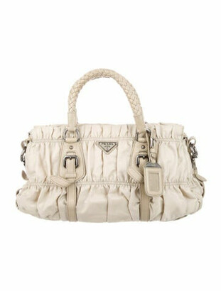 prada tessuto gaufre