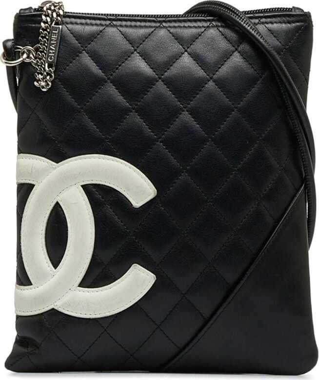 Chanel Pre-owned 1996-1997 logo-print Diamond-Quilted Tote Bag - Black
