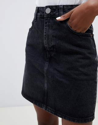 ASOS Petite DESIGN Petite denim original high waisted skirt in washed black
