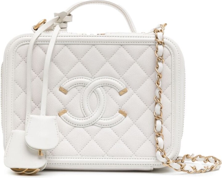 Chanel Pre-owned 2021 Mini CC Crochet Vanity Bag - White